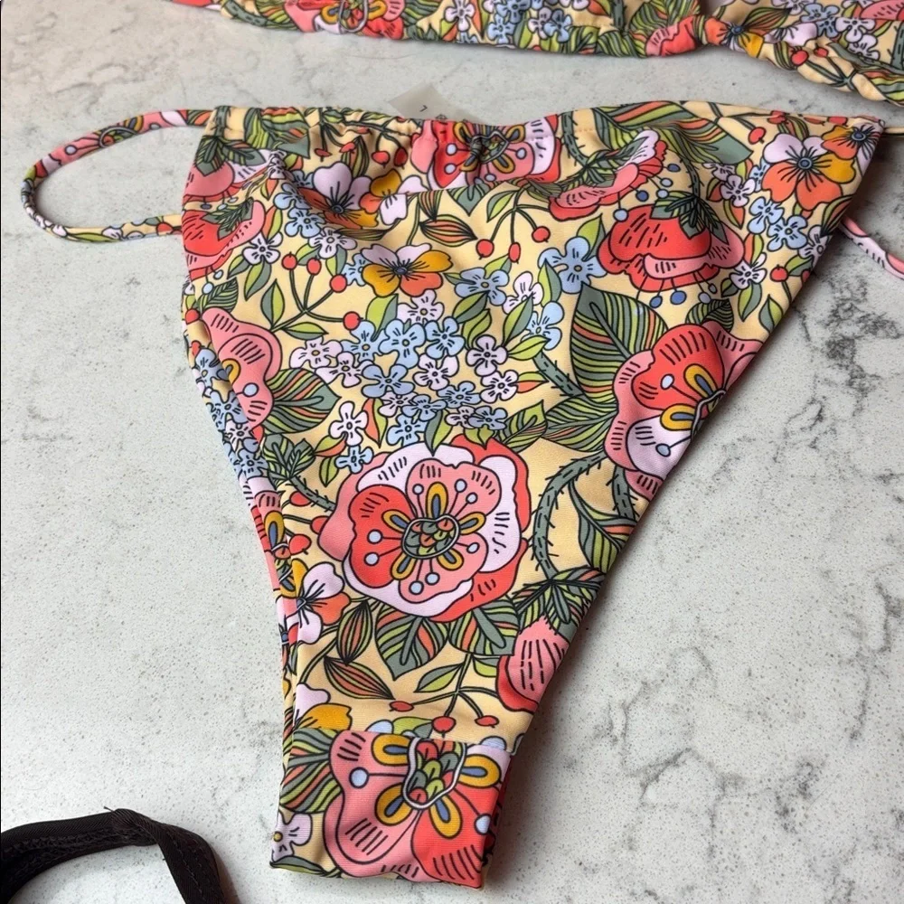 Bikini bundle Shein Amazon, floral, brown, black mix & match EUC